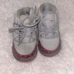 Jordan’s size 5c pink and gray cheetah print pattern